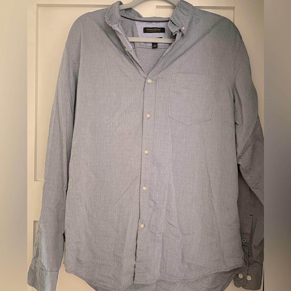 Men’s Banana Republic button down (custom wash). Large.